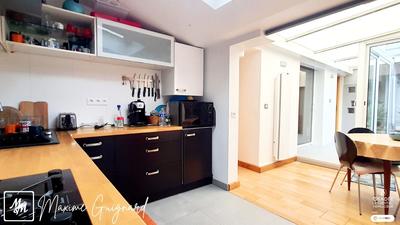 Maison traditionnelle - 105 m² - 6 pièces