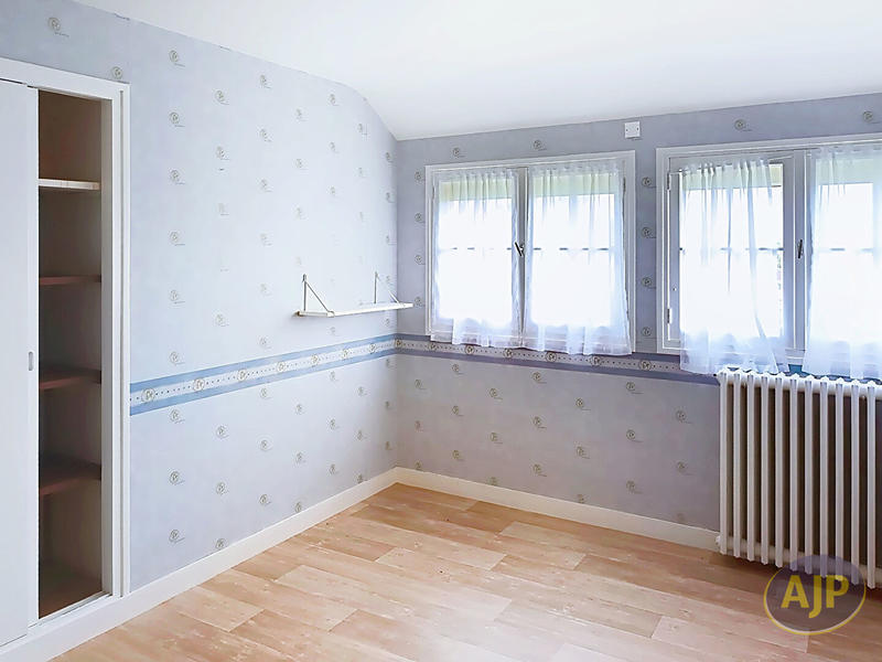 Maison - 142 m² - 6 pièces