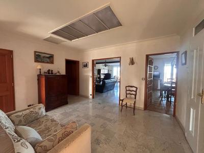 Appartement - 124 m² - 5 pièces