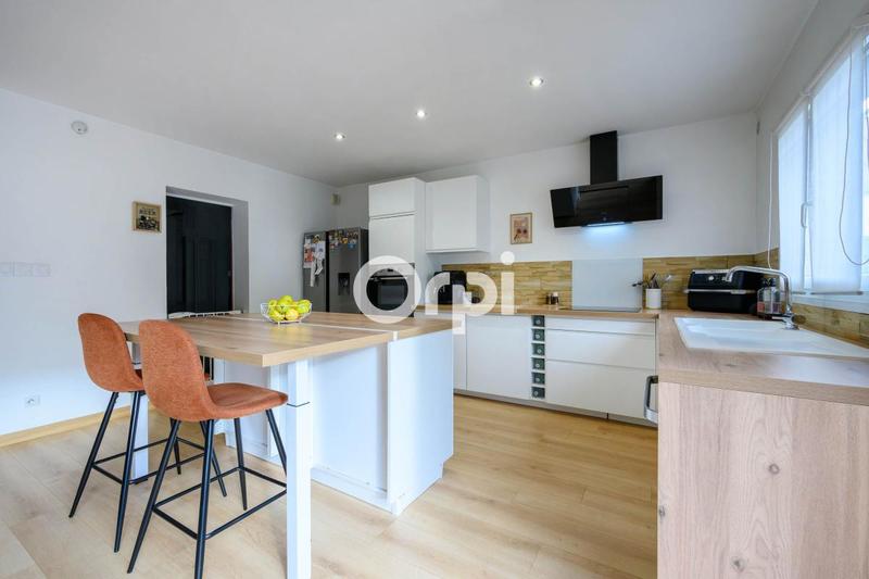 Maison - 138 m² - 4 pièces