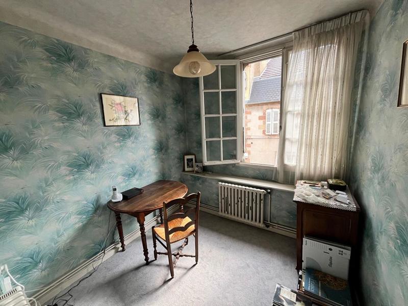 Maison - 200 m² - 9 pièces