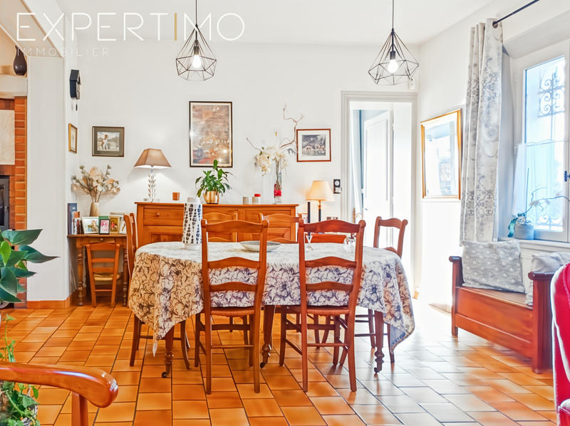 Maison - 158 m² - 6 pièces