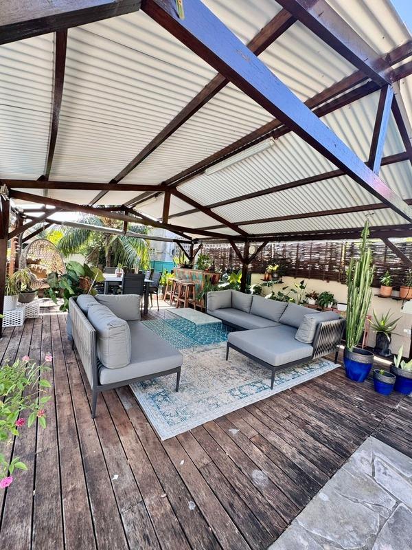 Maison - 229 m² - 6 pièces