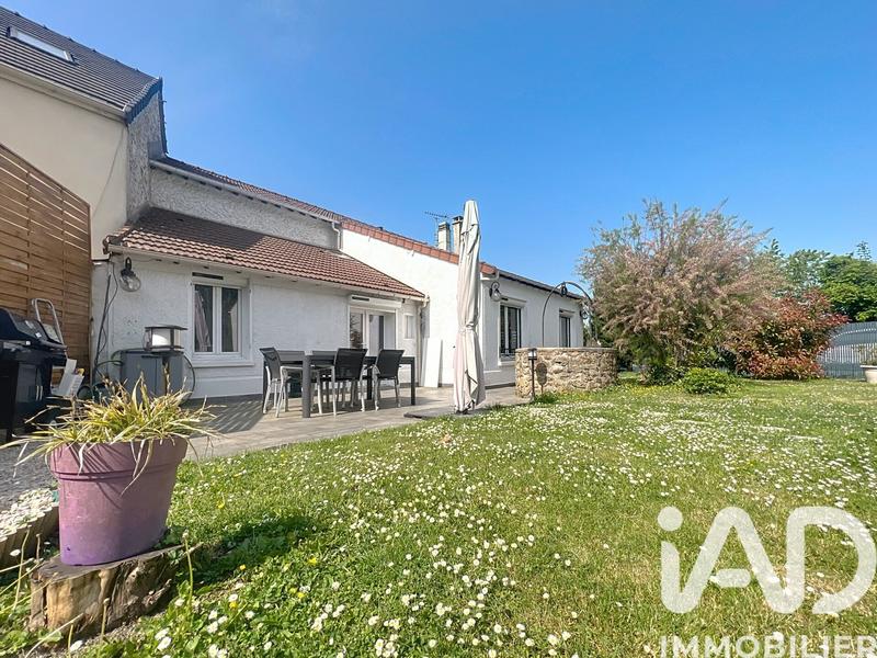 Maison - 138 m² - 5 pièces