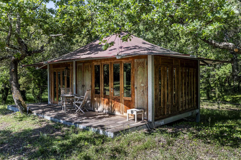 Propriété - 590 m² - 20 pièces