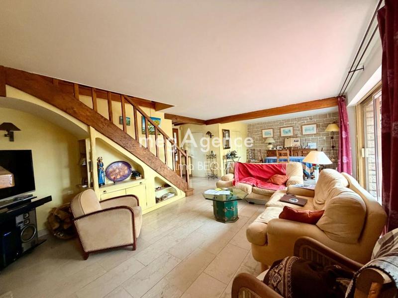 Maison - 142 m² - 7 pièces