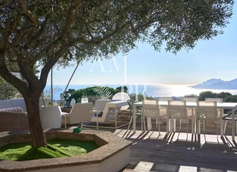 Maison - 148 m² - 6 pièces