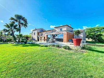 Maison - 165 m² - 6 pièces