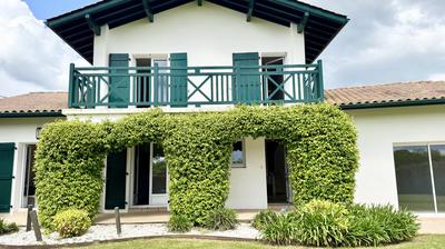 Maison contemporaine - 180 m² - 5 pièces