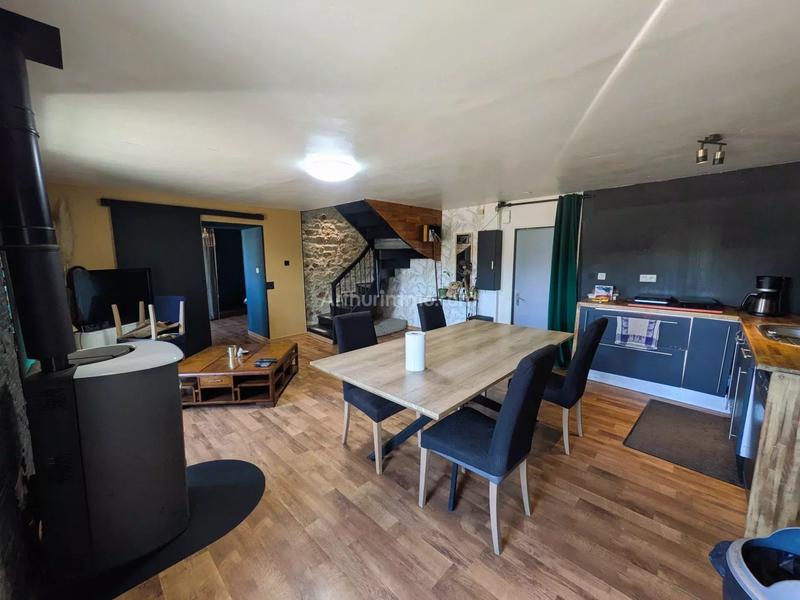 Maison - 172 m² - 8 pièces