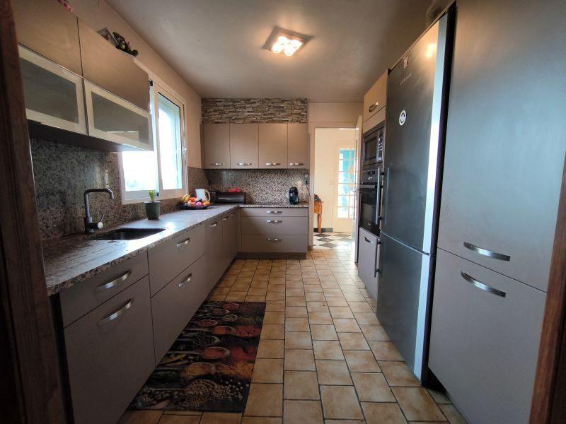 Maison - 176 m² - 8 pièces