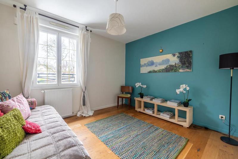 Maison - 181 m² - 8 pièces