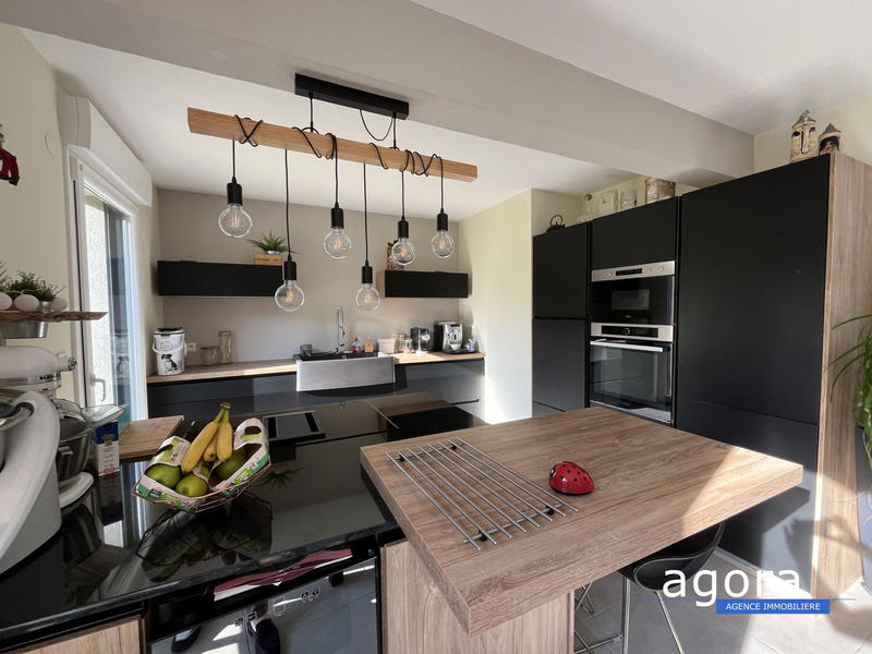 Appartement - 91 m² - 4 pièces