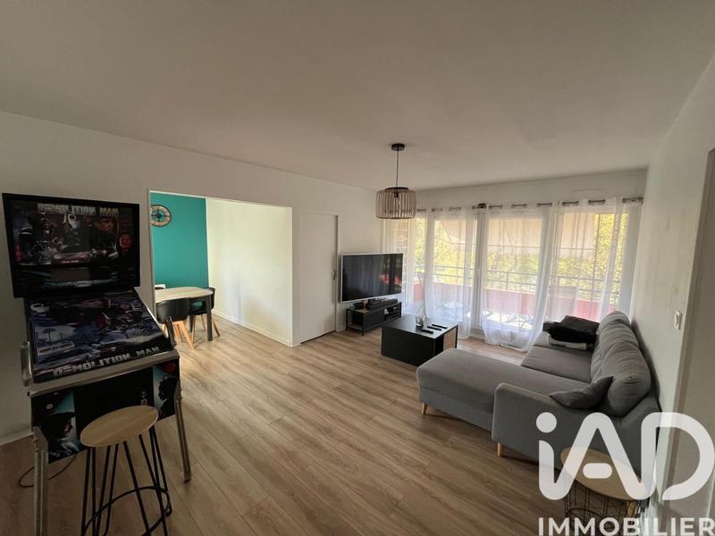 Appartement - 98 m² - 4 pièces