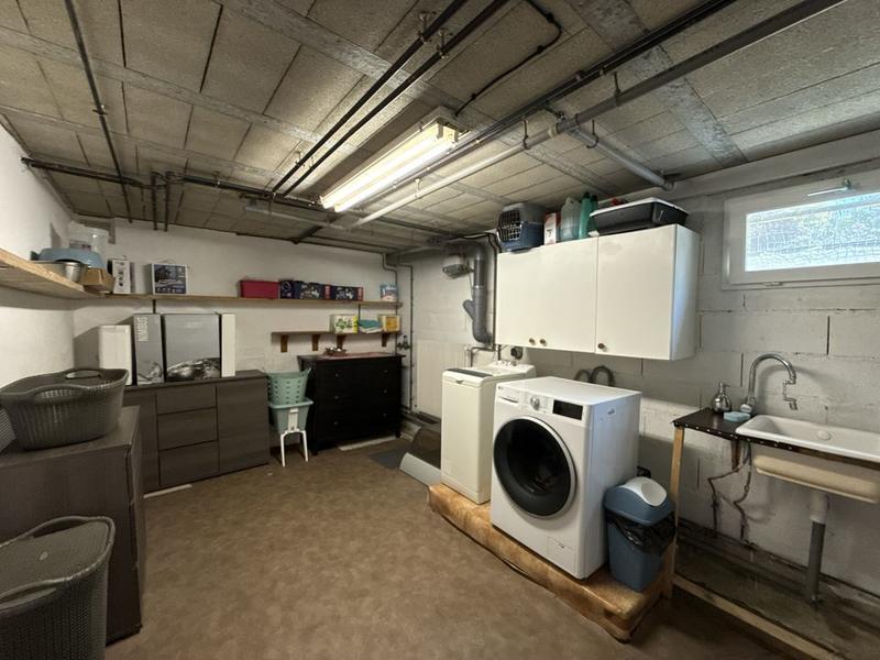 Maison - 184 m² - 7 pièces