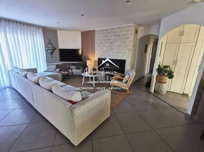 Maison - 133 m² - 6 pièces