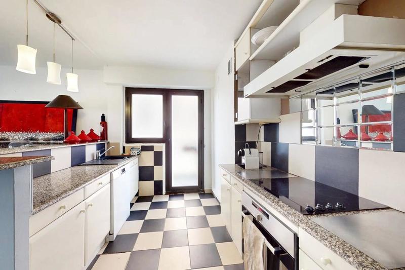 Appartement - 84 m² - 3 pièces