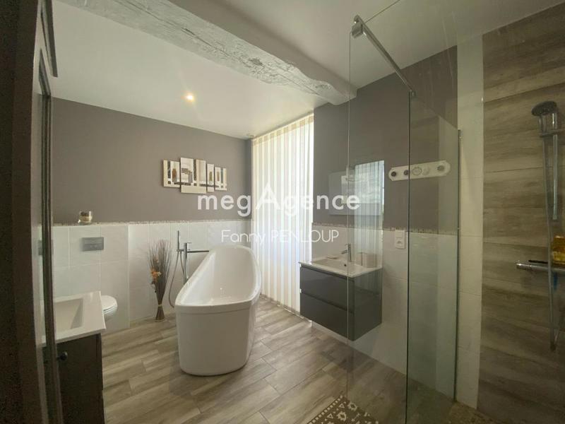 Maison en pierre - 288 m² - 8 pièces