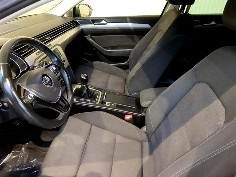 Volkswagen Passat Sw 2.0 Tdi 150 Bmt Confortline