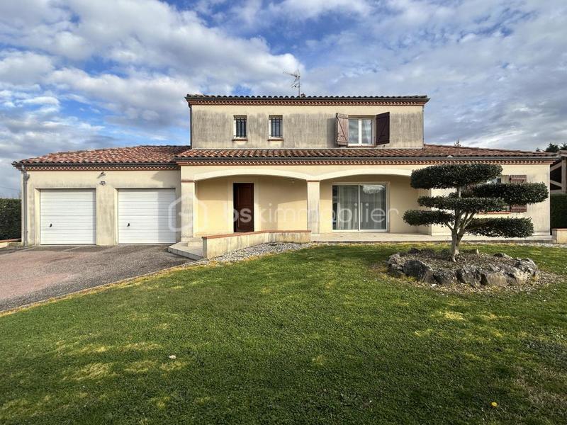 Maison - 150 m² - 6 pièces