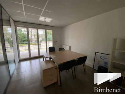 Bureau - 227 m² - 6 pièces