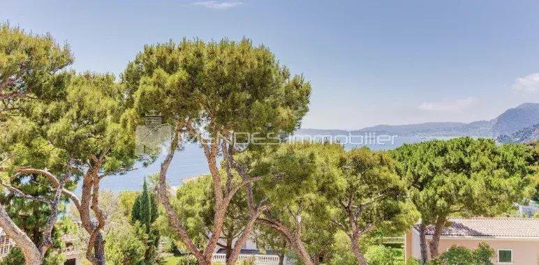 Appartement - 91 m² - 3 pièces