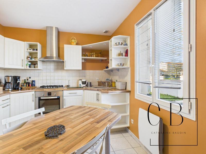 Maison - 115 m² - 6 pièces