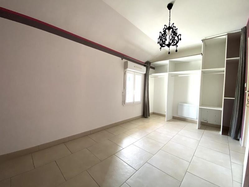 Appartement ancien - 56 m² - 3 pièces