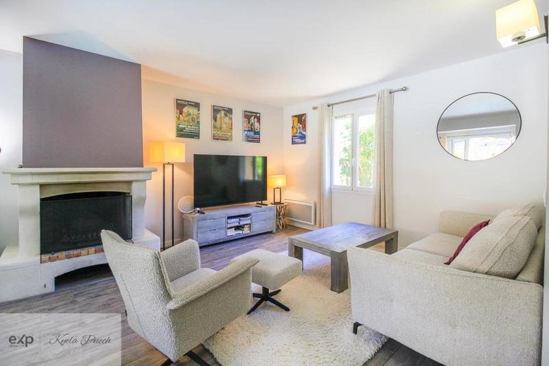 Maison - 94 m² - 4 pièces