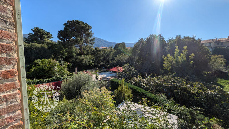 Propriété - 330 m² - 6 pièces