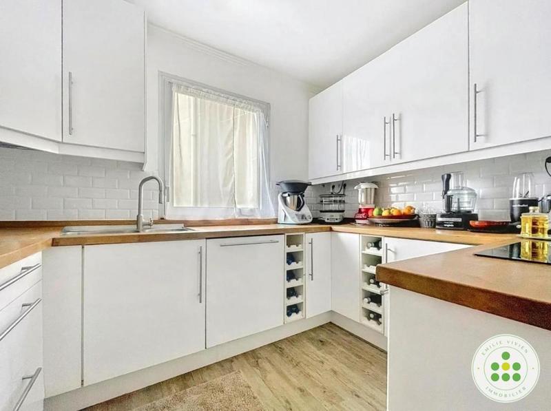 Appartement - 95 m² - 4 pièces