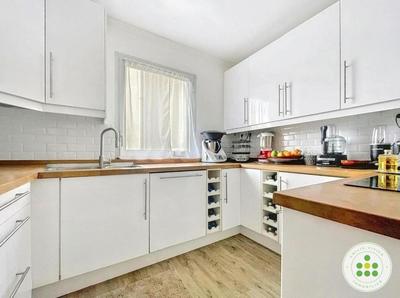 Appartement - 95 m² - 4 pièces