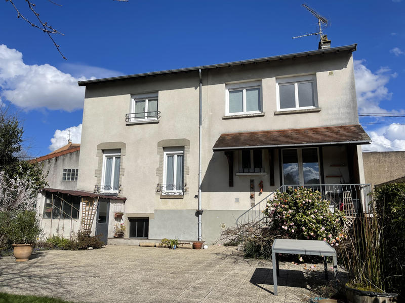 Maison - 152 m² - 7 pièces