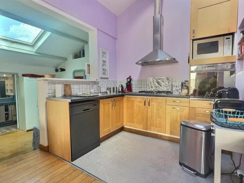 Maison de ville - 93 m² - 5 pièces