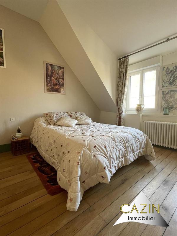 Maison - 200 m² - 7 pièces