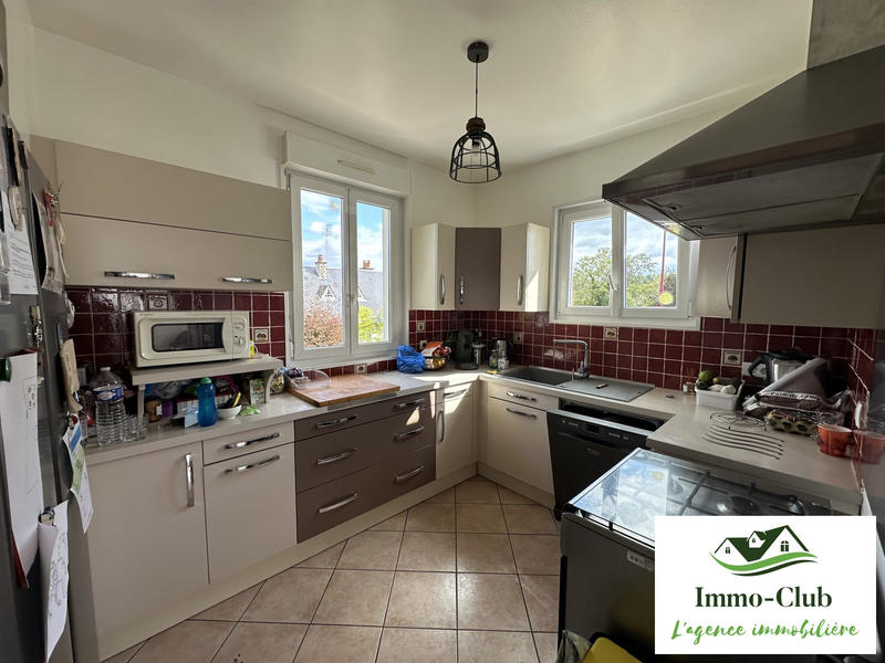 Maison - 102 m² - 5 pièces