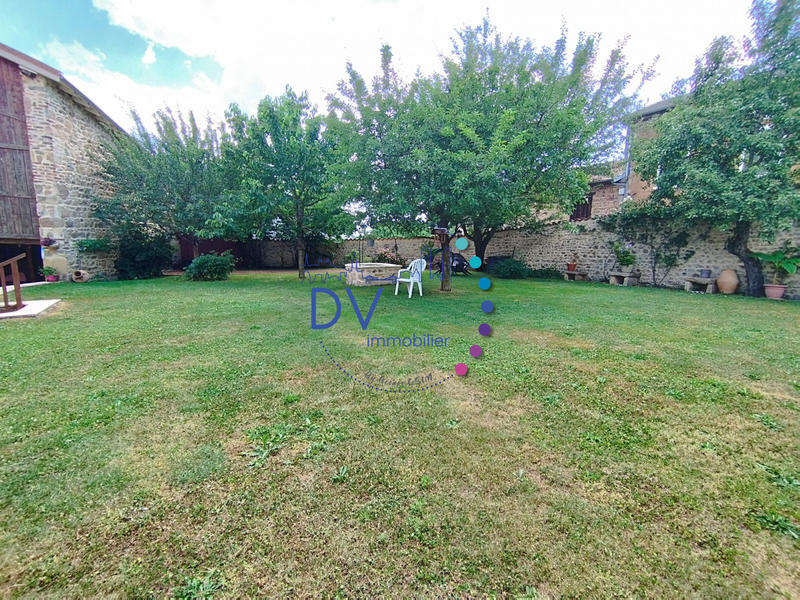 Maison - 221 m² - 9 pièces