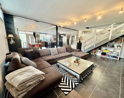 Maison - 180 m² - 5 pièces