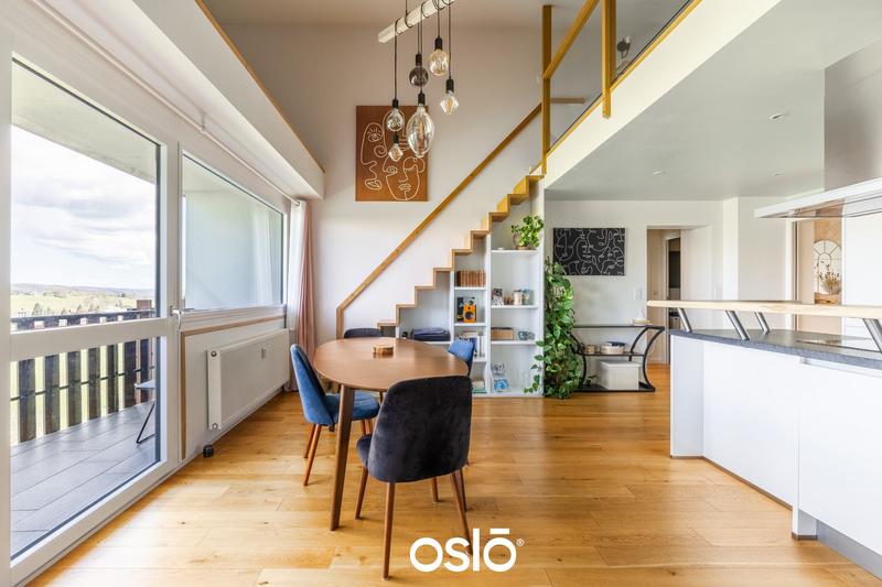 Loft - 92 m² - 4 pièces