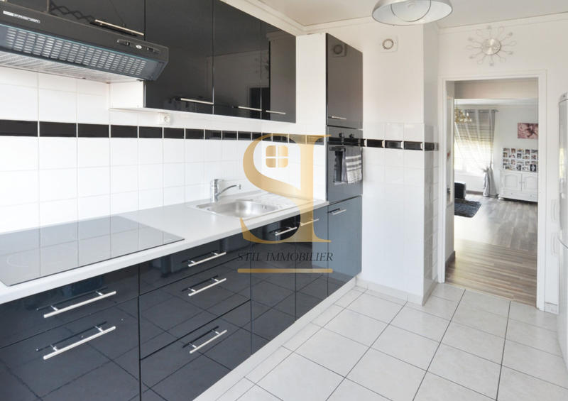 Appartement - 77 m² - 4 pièces