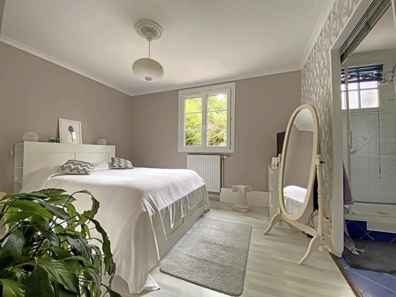 Maison - 164 m² - 7 pièces