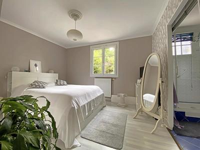 Maison - 164 m² - 7 pièces