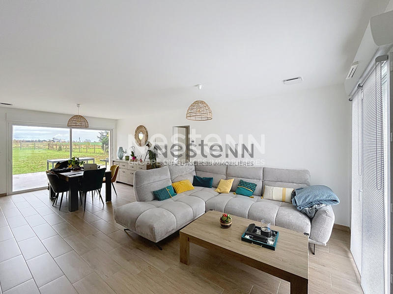 Maison - 92 m² - 4 pièces