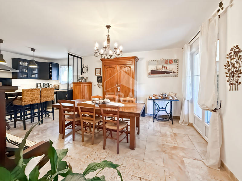 Maison - 146 m² - 7 pièces