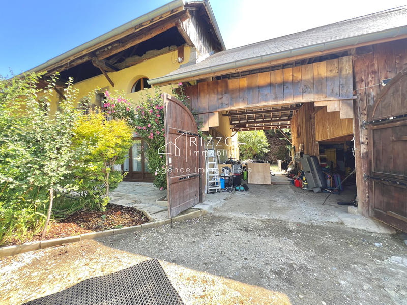 Maison - 180 m² - 7 pièces