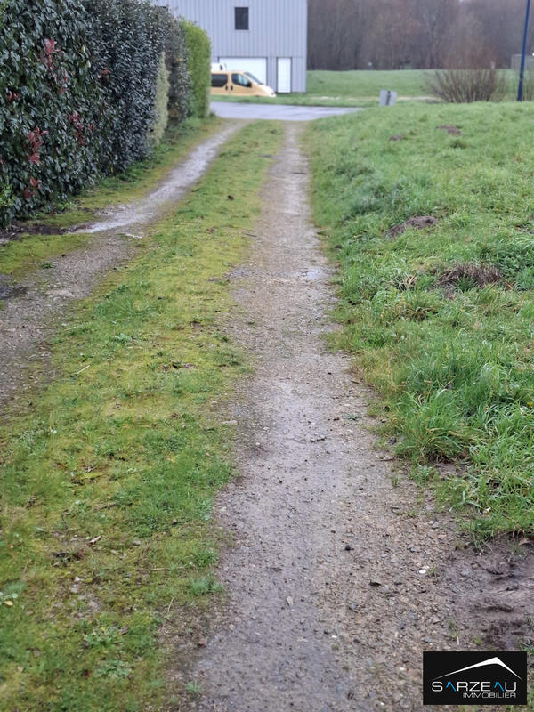 Terrain commercial - 764 m²