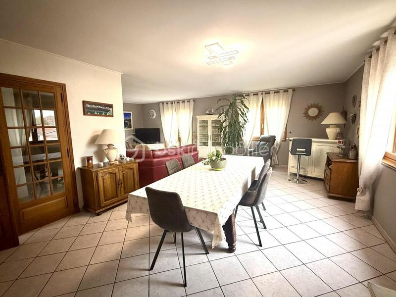 Maison - 177 m² - 5 pièces