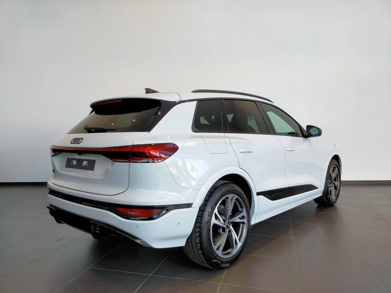 Audi q6 e-tron 306 ch 100 kWh performance s line