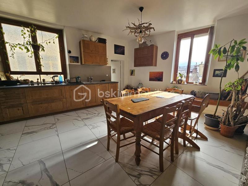 Duplex - 128 m² - 6 pièces