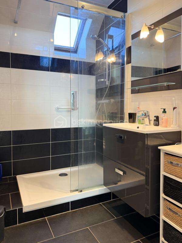 Maison - 160 m² - 8 pièces